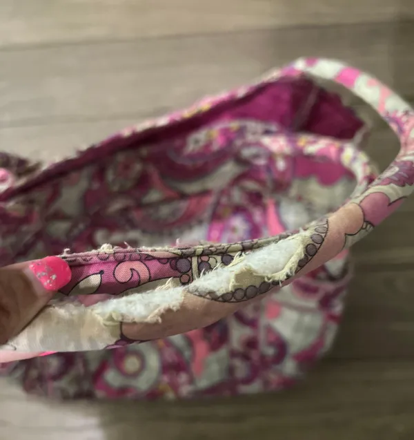 Vera Bradley Bag(READ) - Image 7