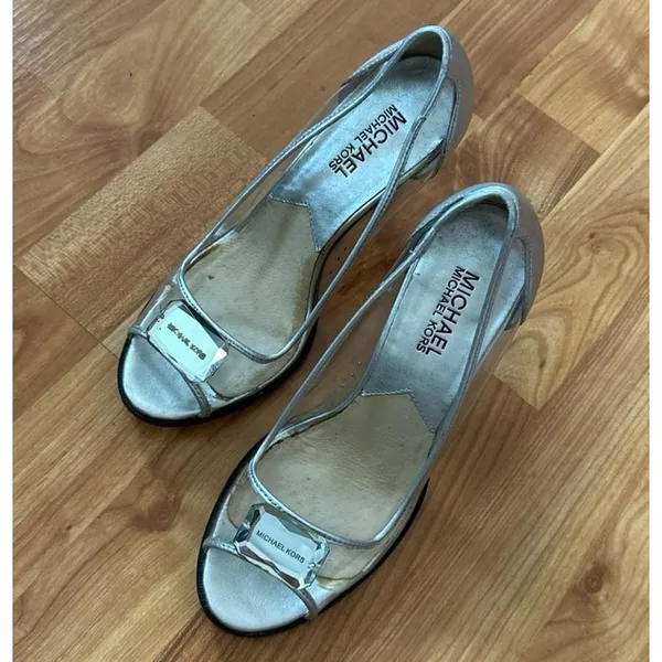 Michael Kors silver leather heels. Gem at‎ toes Vintage size 7 1/2 - Image 4