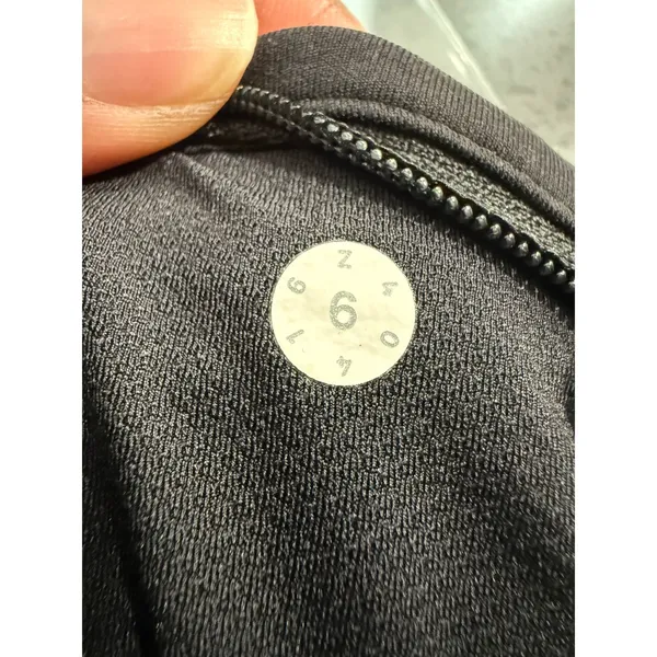 Lululemon Tight Black High Rise Leggings with‎ Pockets Size 6 W5BPTS - Image 6