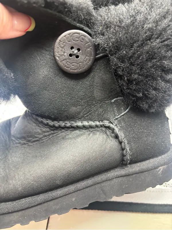 UGG Australia Bailey Button Boots US Size 6 Black Suede Short Fold Over - Image 2