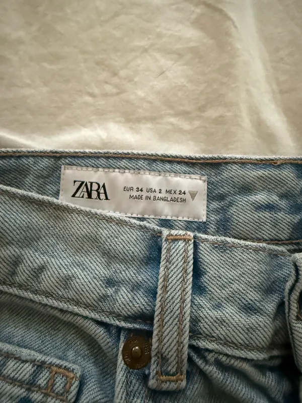 ZARA Jeans High-Rise Wide-Leg - Image 2