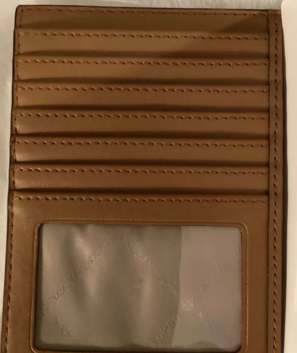 Passport Michael Kors Holder - Image 4
