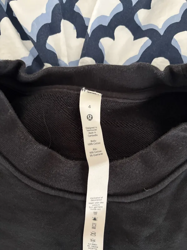 Lululemon Sweatshirt - Image 4