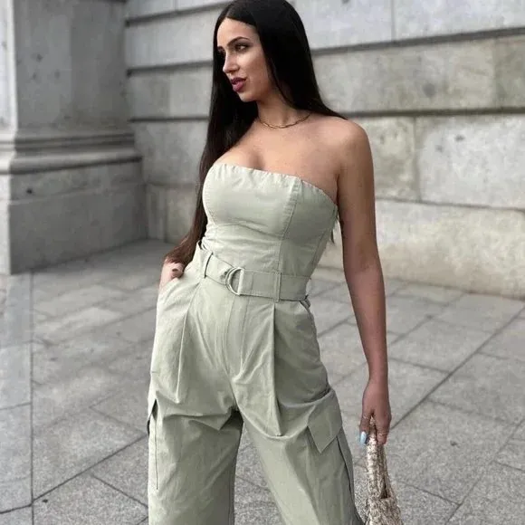 ZARA jumpsuit technical fabric cargo sleeveless wide streight leg light khaki - Image 3