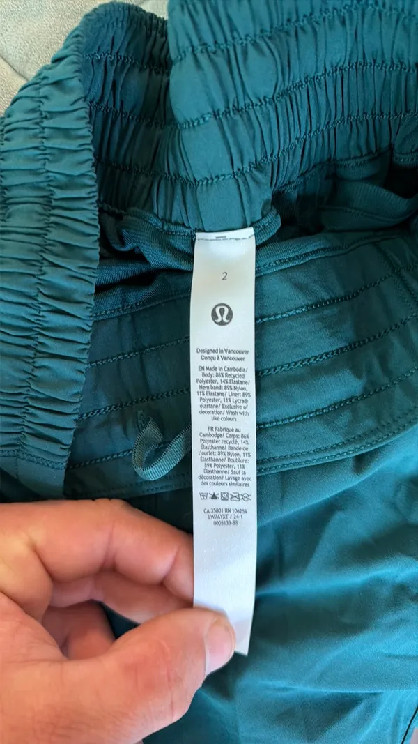 Green lululemon shorts  - Image 3