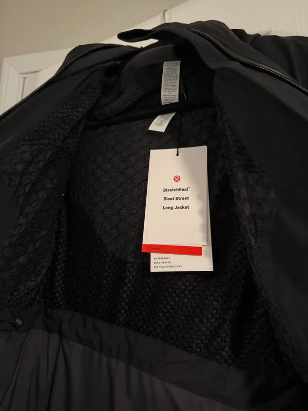 Lululemon StretchSeal Sleet Street Long Jacket Size 4 - Image 5
