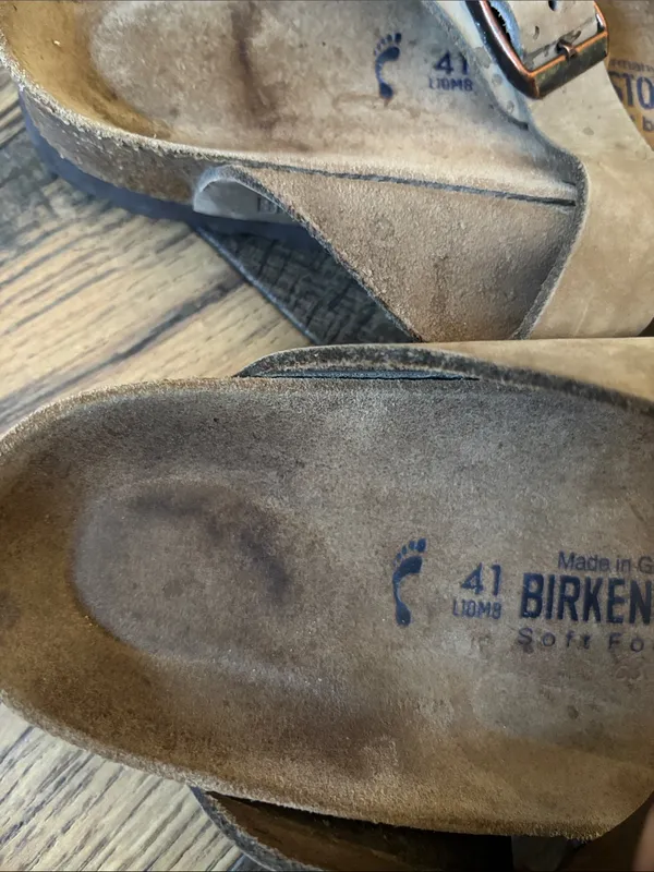 Birkenstock Classic Leather 2 Strap Slide in Taupe Brown EU 41 / US 10 Women’s - Image 4