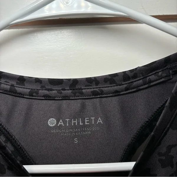 Athleta Shanti Leopard Crop Tank Top - Image 5