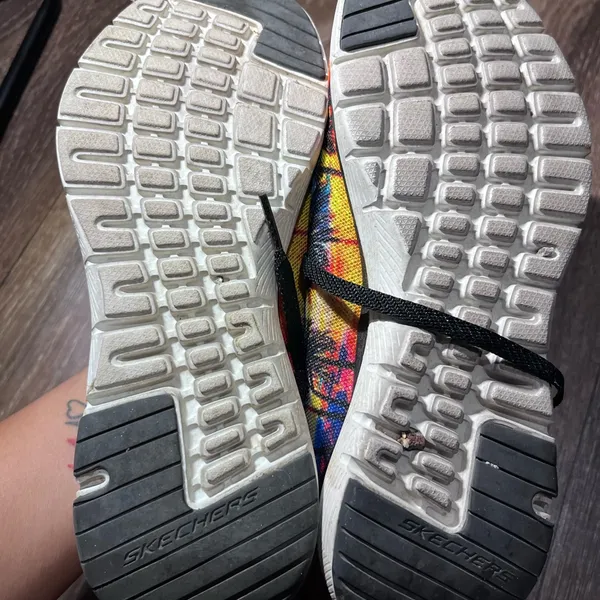 sketchers (Size: 61/2) - Image 7