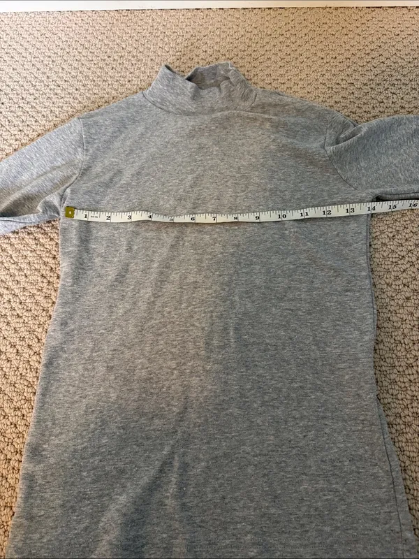 Brandy Melville One Size fits XS-Small Women's Grey Mock Neck Sweater - Image 3