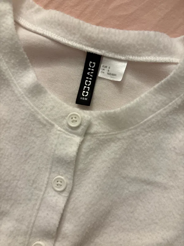 H&m cropped button up sweater knit white size small - Image 2