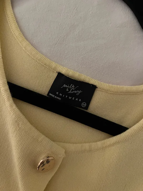 yeow milk & honey hammered gold button sweater vest size medium - Image 2