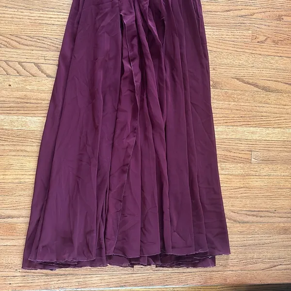 Oliviaceous burgundy maxi dress - Image 5