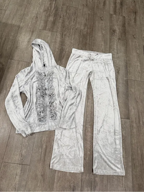 BCBGMaxAzria Silver Light Gray Velvet Zip Hoodie Set - Image 3