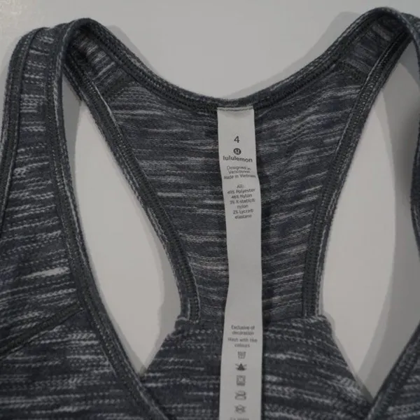 Lululemon Athletica grey tank‎ top. Size 4. - Image 3