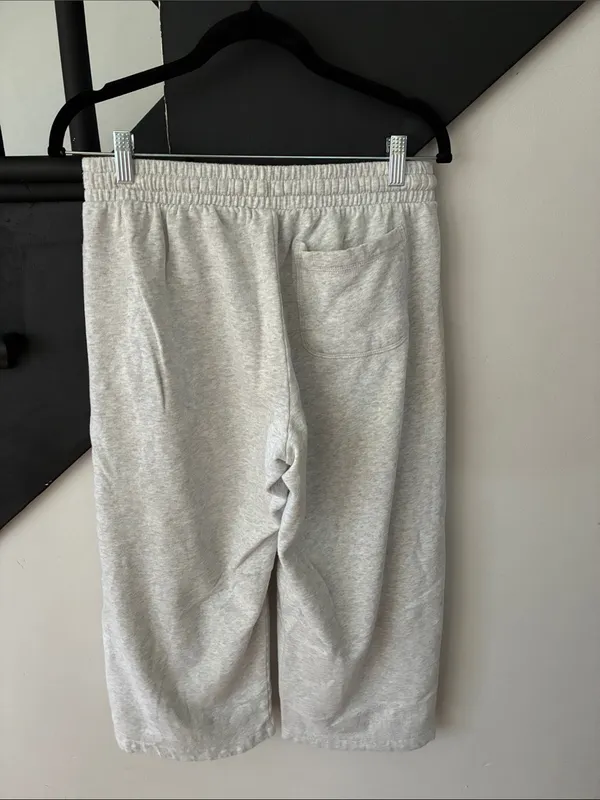 Old Navy barrel leg sweatpants - Image 6