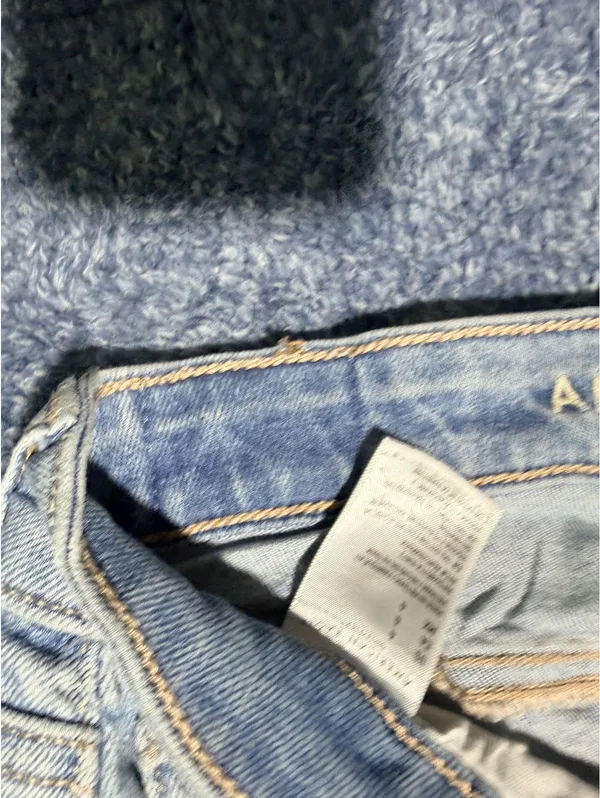 American Eagle Light Wash Stretch Denim Shorts - Image 4