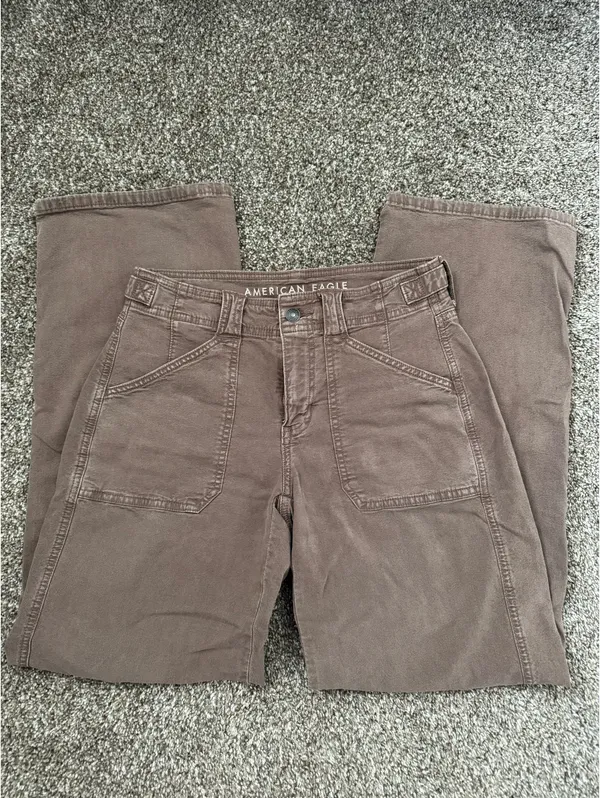 American Eagle Brown Cargo Pants - Image 4