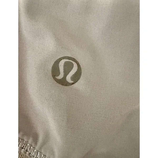 Lululemon Super Squad Short 4 Silver Fox Angel Wing Black Coral 3" Running - Image 8