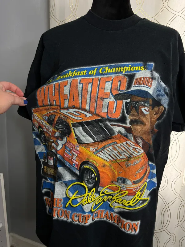 Vintage 1998 Dale Earnhardt Racing Championship Competitors Circle Single Stitch Short Sleeve Tee Shirt - Image 2