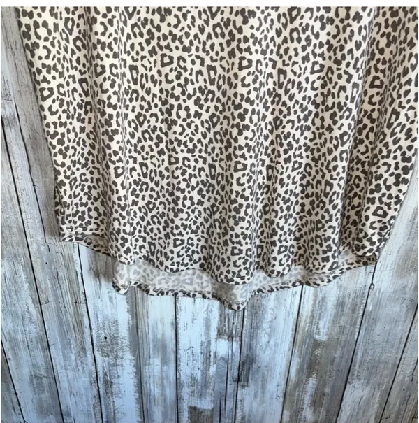American Eagle Leopard Brown Cream Tee Women’s Medium  - Image 3