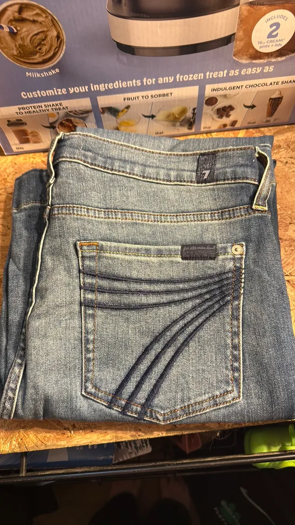 7 For All Mankind Jeans - Image 4