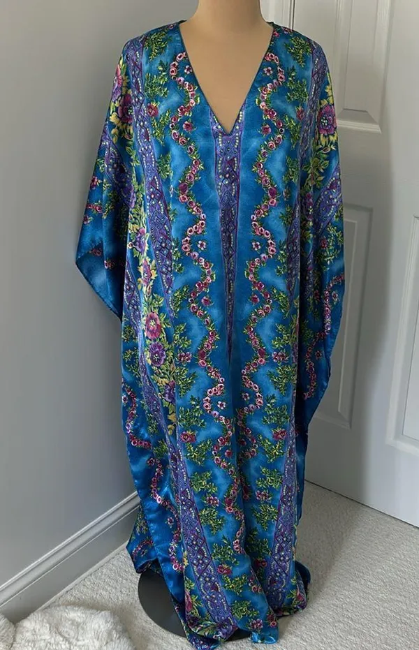 Winlar Blue Purple Floral Kaftan - Image 2