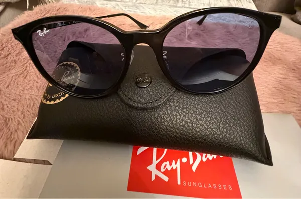 RB 4334D Ray-Ban black sunglasses  - Image 11
