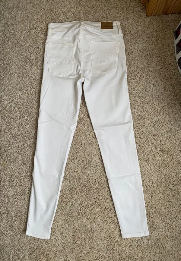 American Eagle White Denim Skinny Jeans - Image 2