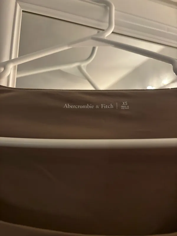 Abercrombie Tan long sleeve bodysuit - Image 2