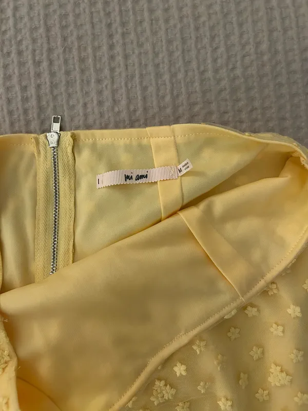 Francesca's Yellow Mini Skirt - Image 4