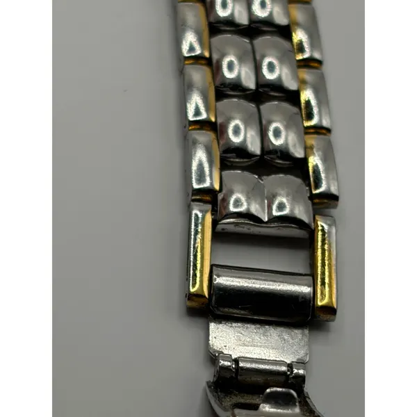 Pulsar V810 0760‎ Quartz Movement Japan Base Metal Stainless Steel Back Watch - Image 3
