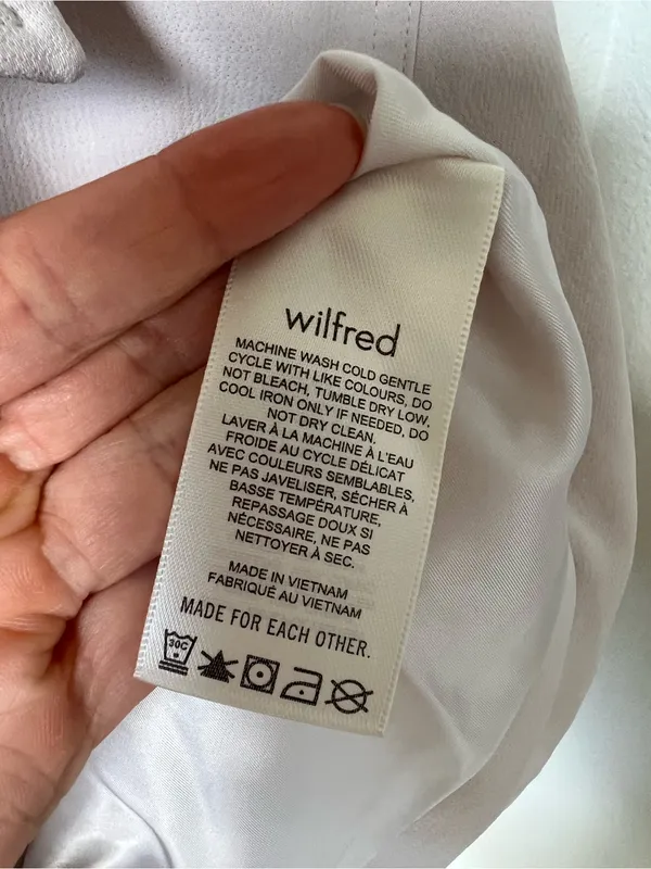 Aritzia Wilfred Little Crepette Cropped Jacket in Cloudy Lilac - Image 8