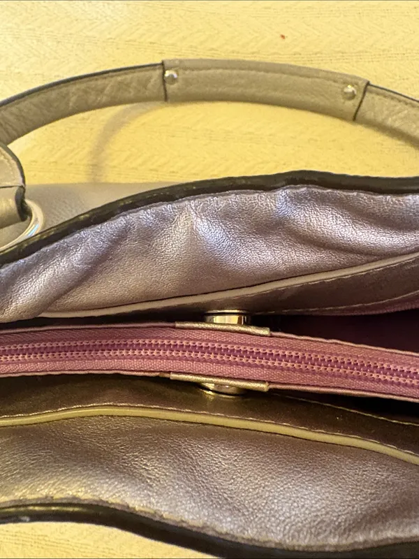 Coach Gray Leather Hand Bag Purse - Image 10
