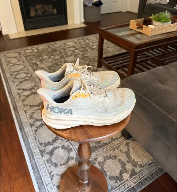 Women’s Clifton 9 Hoka - Image 3