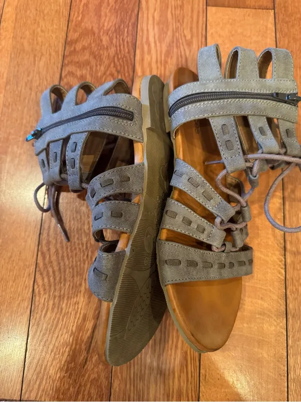 Maurices Olive Green Strappy Gladiator Lace Up Sandals Back Zip Women's Size 9 - Image 3