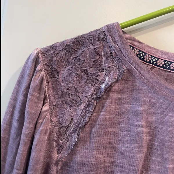 Knox Rose Women's Mauve Lace Accent Long Sleeve Top - Image 2