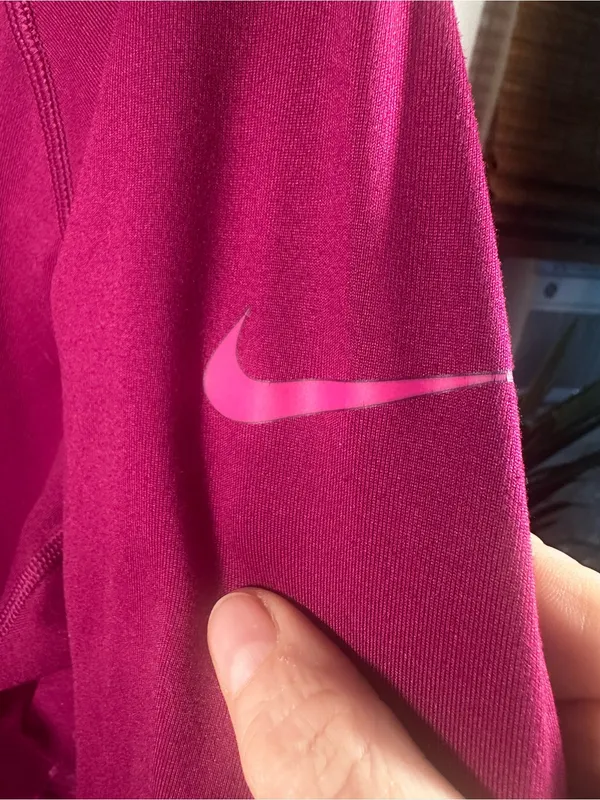 N276. Nike Dri-FIT Magenta Half-Zip Running Top - Image 4