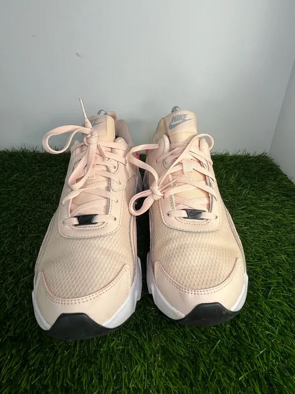 Title: Nike RYZ 365 2 Women’s Sneakers Pink Beige Chunky Casual Shoes Size 9.5 - Image 2