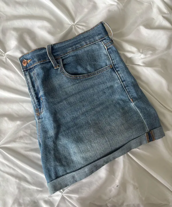 Old Navy Denim Shorts - Image 2