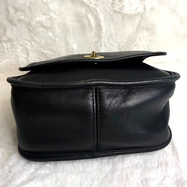 Vintage Coach Legacy 9965 Black Small Flap Bag - Image 6