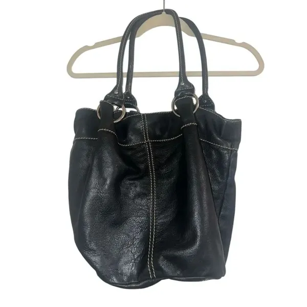 ✨Tignanello One Size Leather Black Tote✨ - Image 5