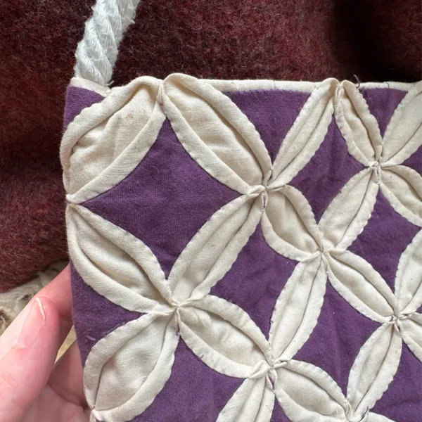 Vintage patchwork cathedral point quilt Shoulder Bag purple handmade purse - Image 3