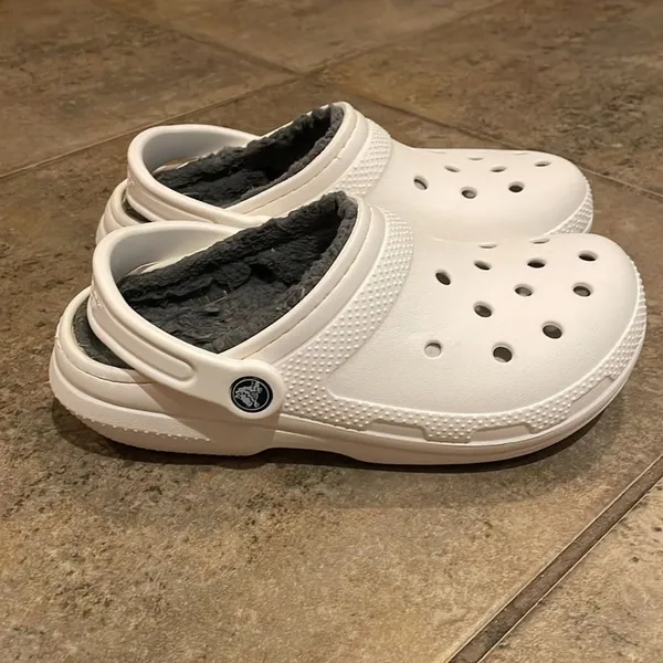 CROCS White Classic Lined Clog Shoes Unisex Size M4 W6 203591 - Image 8