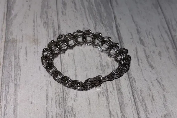 Sterling Silver Interlocking Chain Bracelet - Image 2