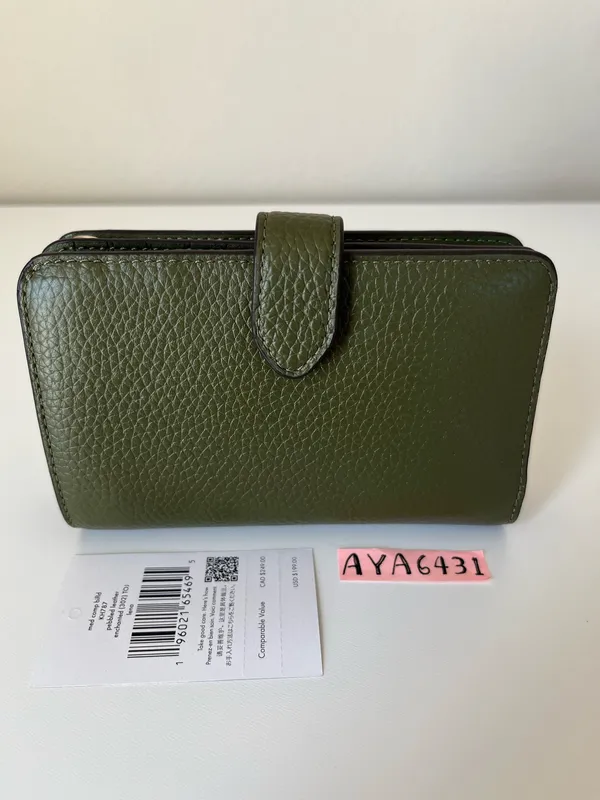 Kate Spade Wallet - Image 3