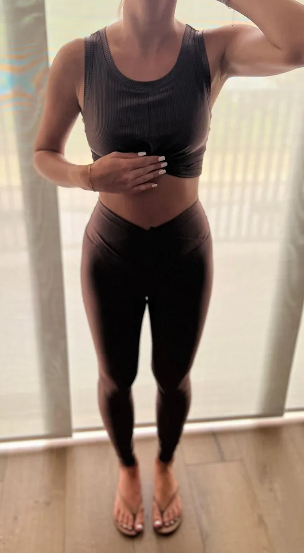 Hollister Ribbed Work Out Set - Image 2