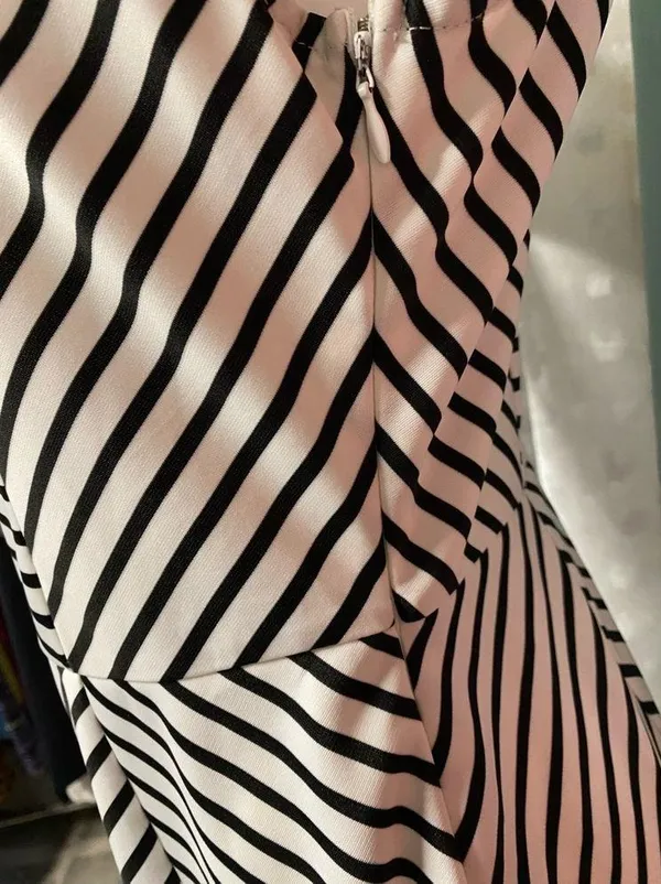 Large Pixley Sleeveless Dress. White with navy stripes. - Image 3