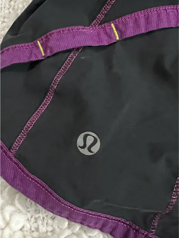 Lululemon Shorts 2.5"  - Image 3