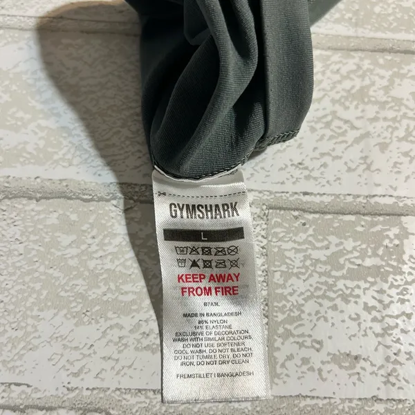 Gymshark High Waisted Gray Leggings Size Large - Image 3